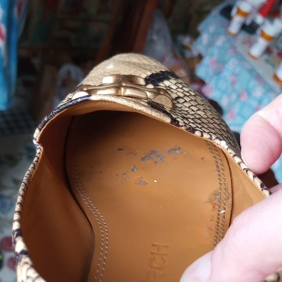 Tory Burch Cream and Brown Flats with Tassel Detail - Picture 4 of 16